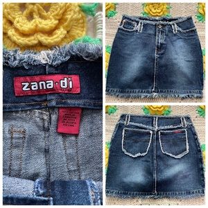 Zana Di Denim Mini Skirt.